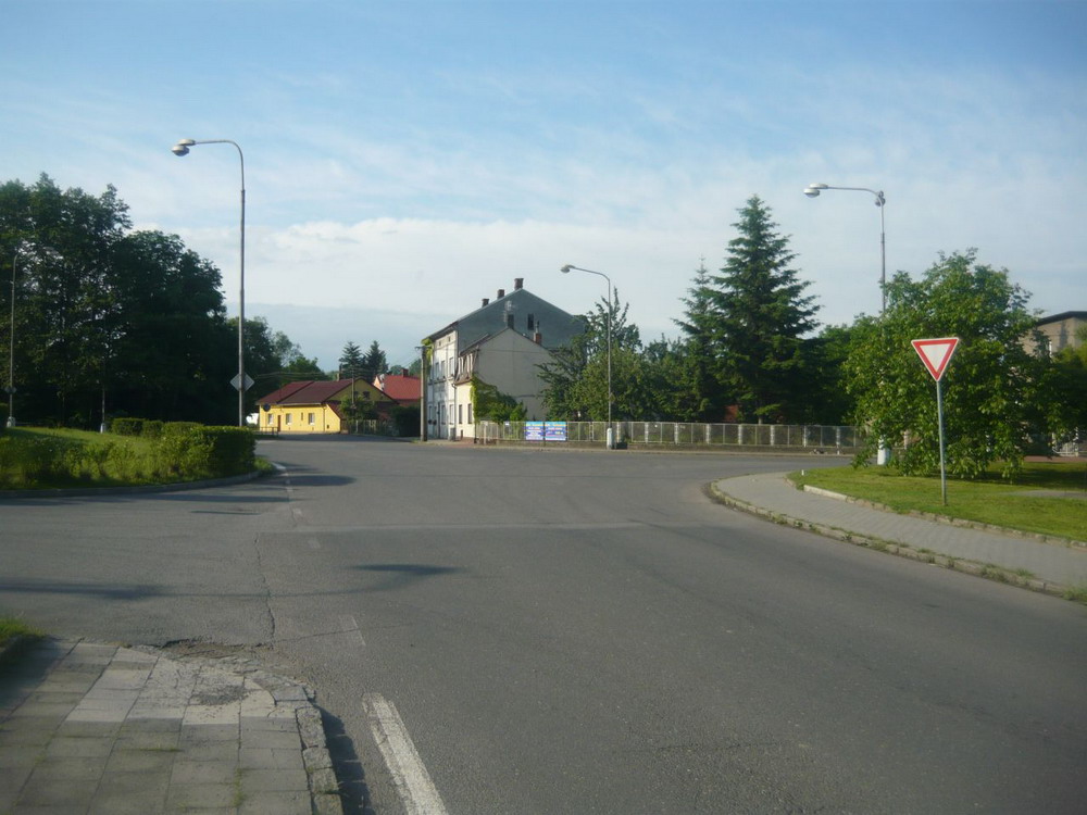 Stavba kruhového piškotu ve Skrečoni