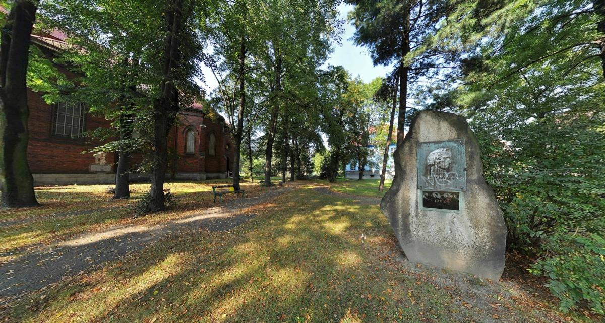 Park Fryderyka Chopina (malý park)