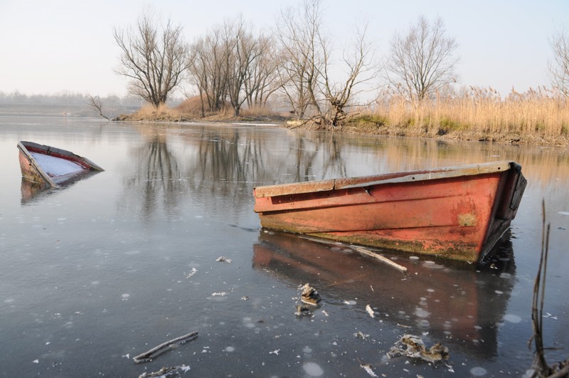Zamrzlé Vrbické jezero