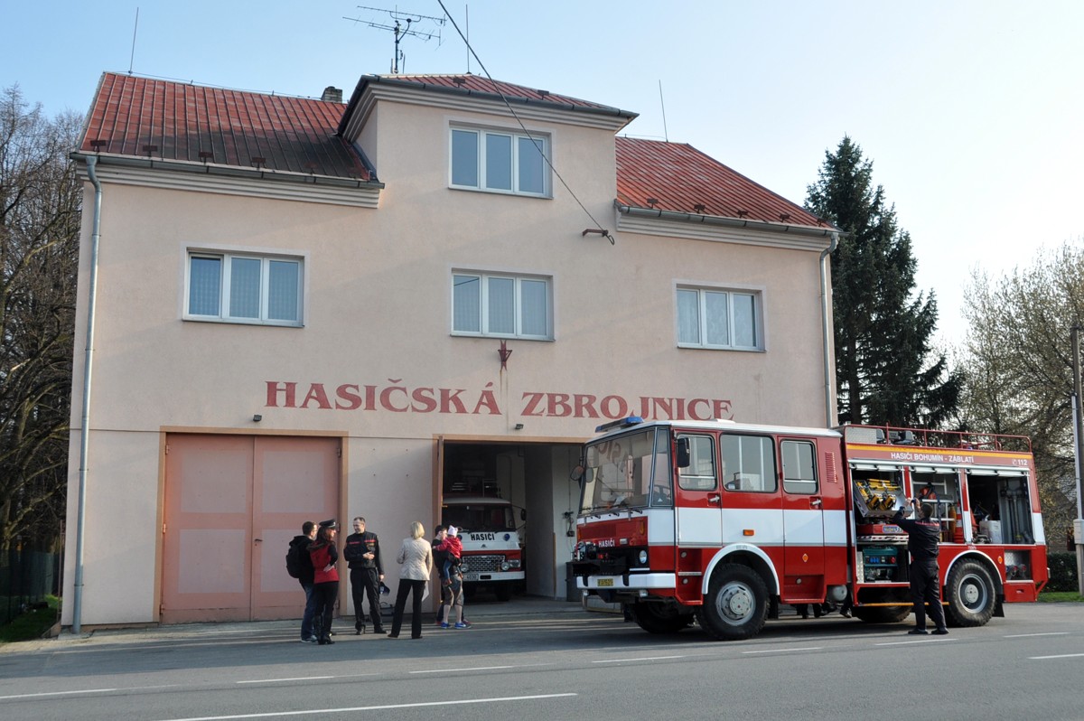 Hasičská autocisterna v Záblatí