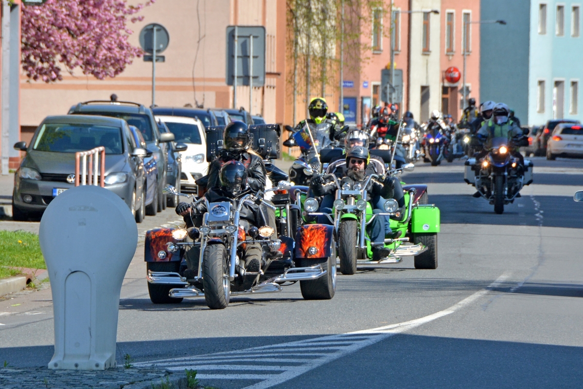 Spanilá jízda motorkářů
