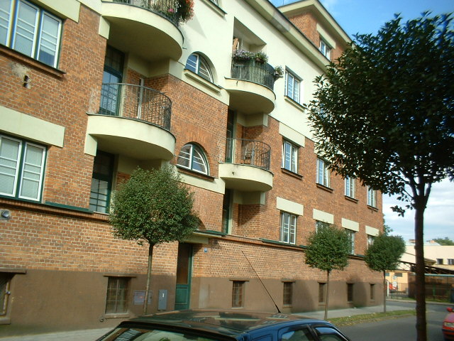 B. Němcové 679