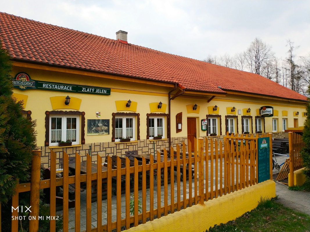 Restaurace Zlatý Jelen