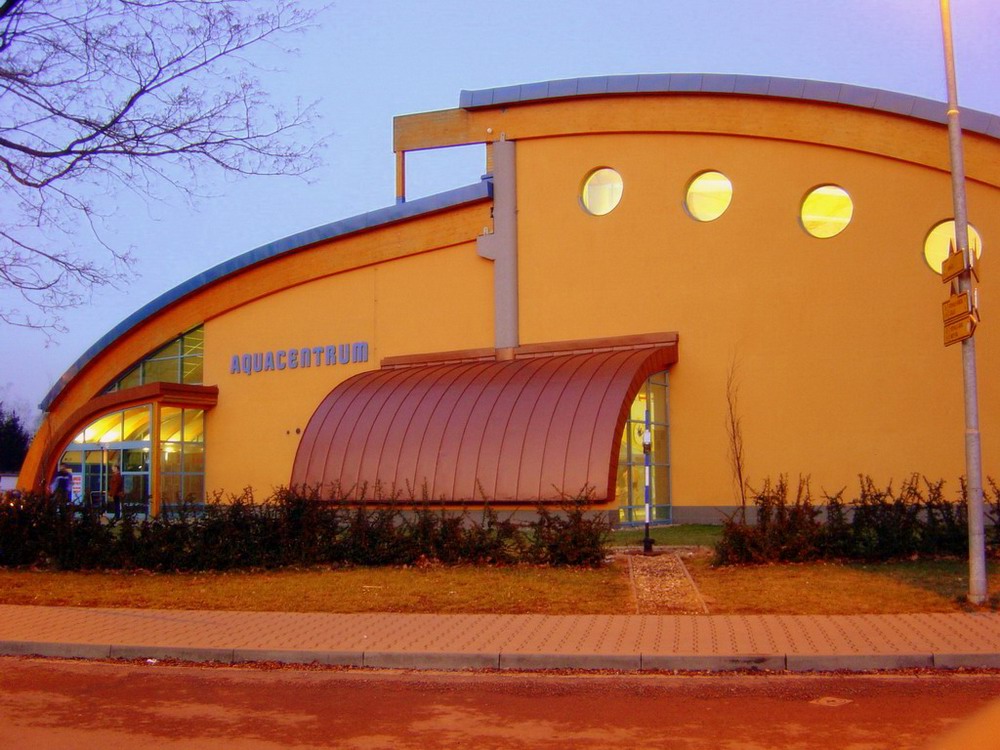 Solární studio Shark - Aquacentrum