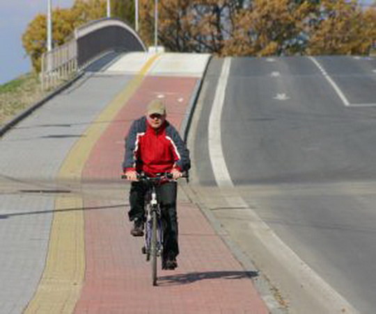 Strážníci v Bohumíně si posvítí na cyklisty