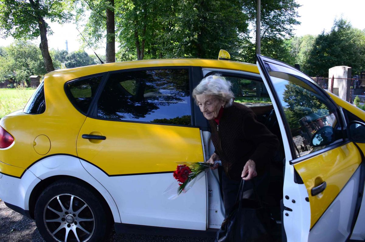 Bohumínské senior taxi od ledna nově pro důchodce od 65 let