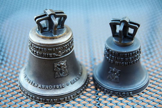 Miniatury starobohumínských zvonů jsou doma