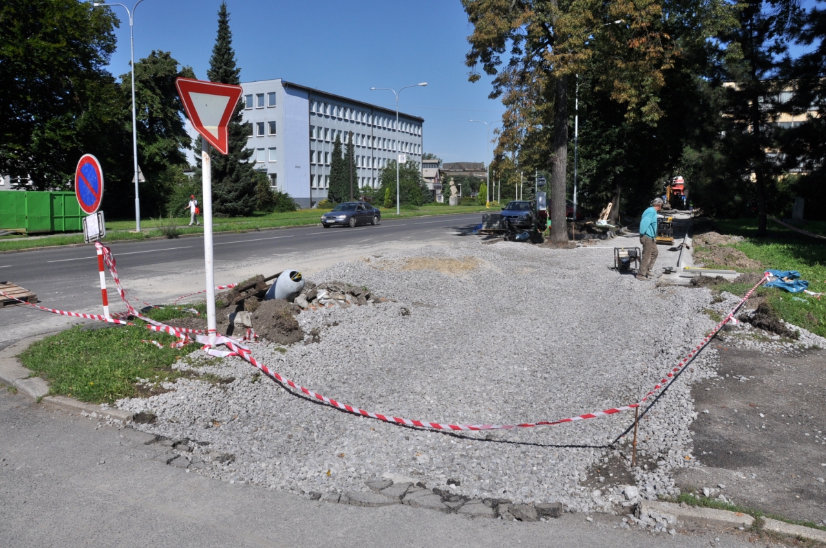 Lidé pomáhají s hledáním bariér ve městě