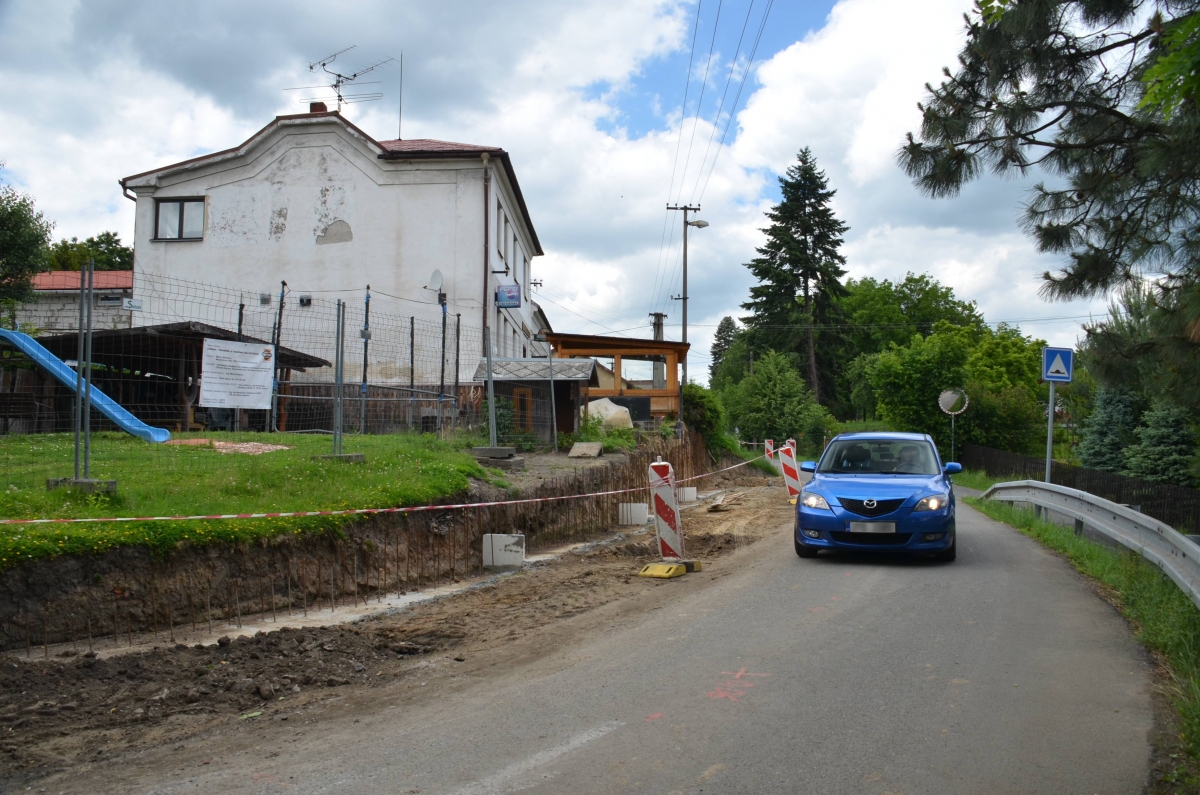 V Bohumíně rozšiřují extrémně úzkou ulici k mateřské škole