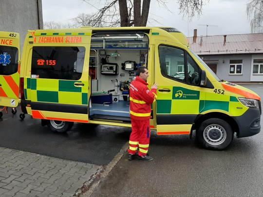 Zdravotníkům a záchranářům říkejte pravdu, nezatajujte informace