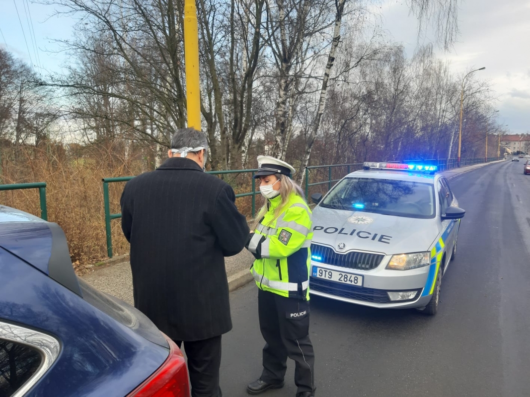 Policisté se v pátek víc zaměřili na bezpečnost v dopravě