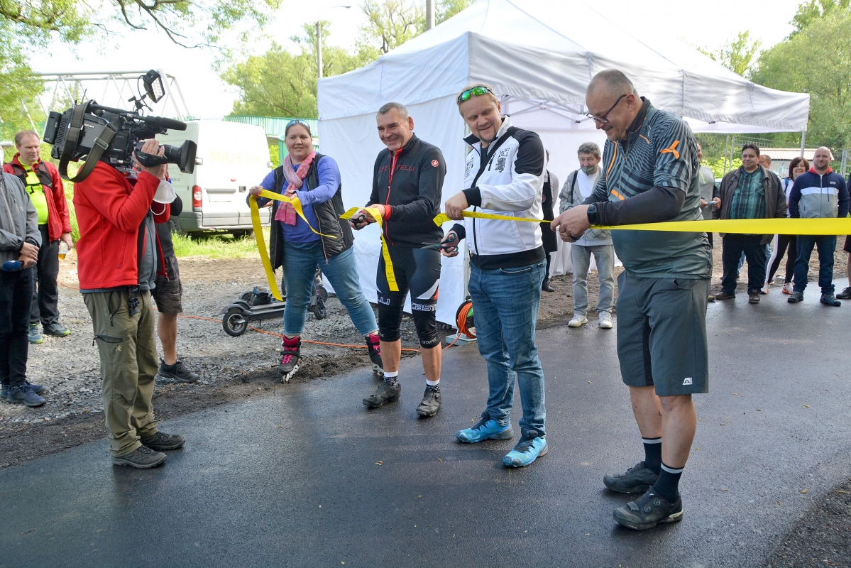 Historický okamžik pro cyklisty: město dokončilo spojení Odry s Ostravicí