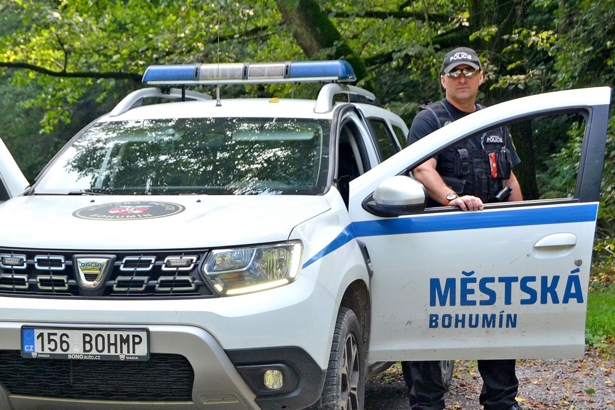 Městská policie má nově k dispozici přenosný hlukoměr