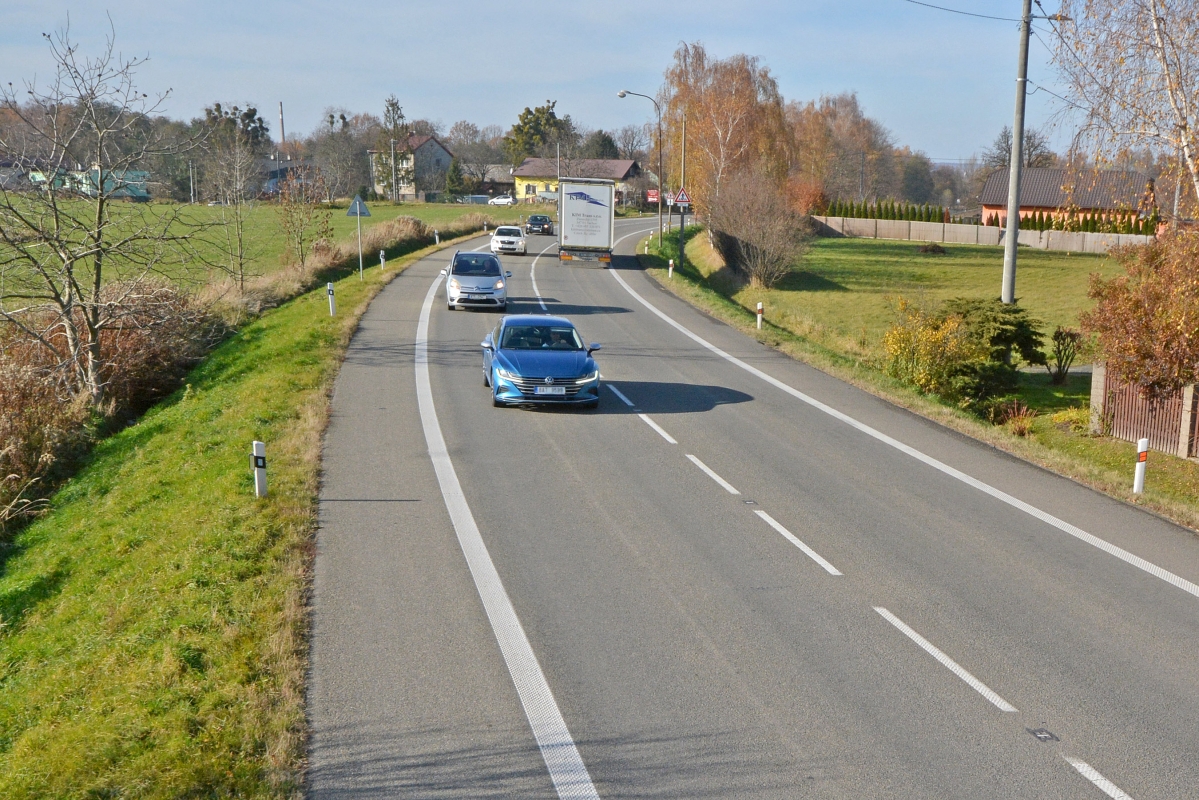 Výpadovka na Karvinou se bude opravovat, komplikace čekají motoristy i cestující autobusových linek