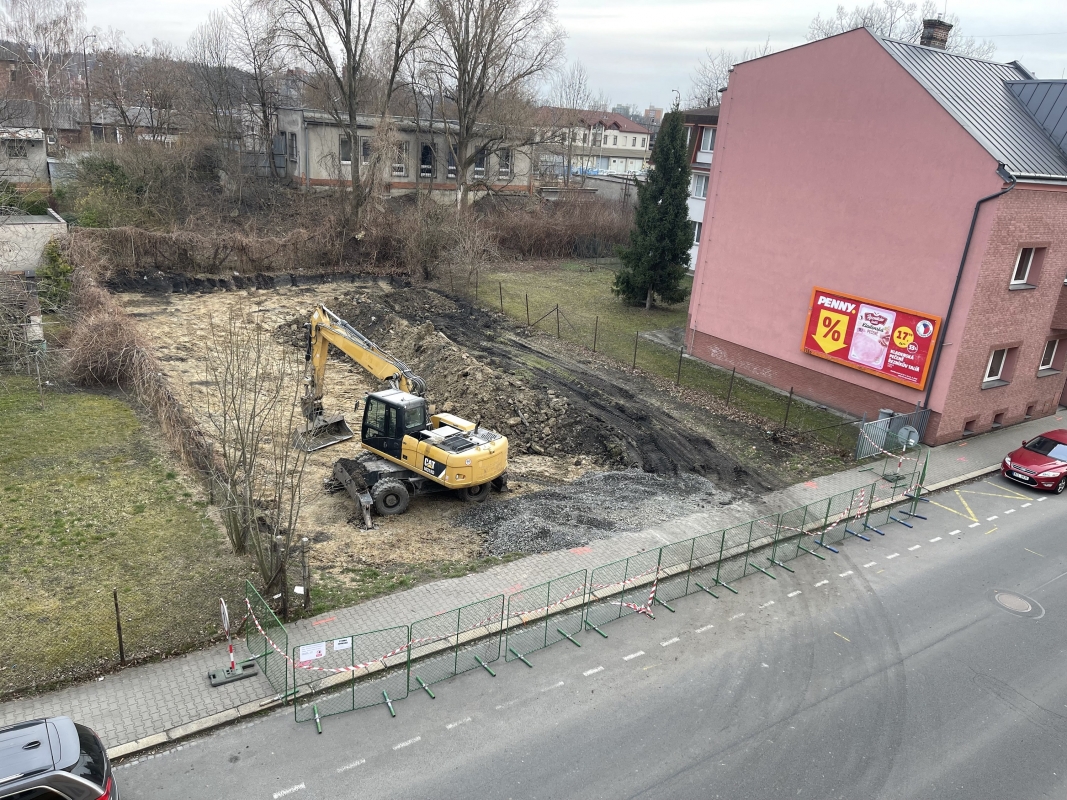 V centru Bohumína začala stavba parkoviště s 25 místy