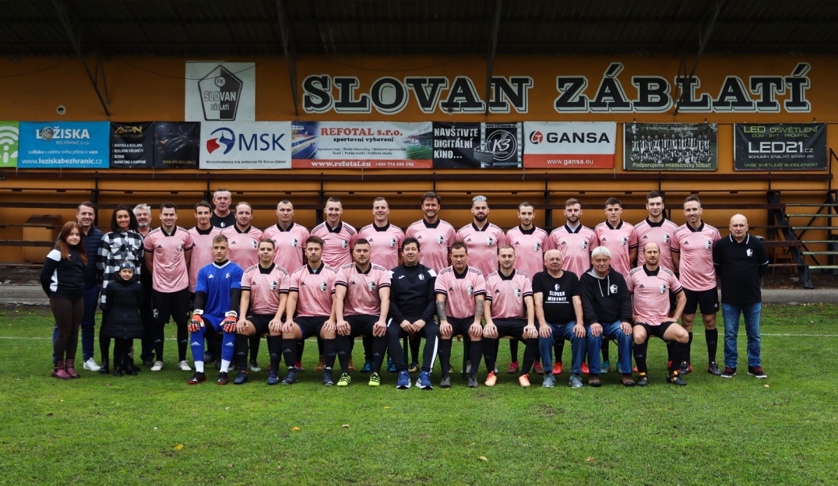 V sobotu první jarní výkop, fotbalový Slovan Záblatí jde do akce