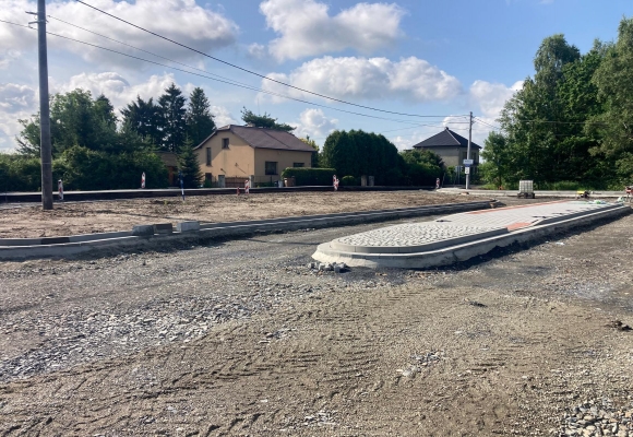 Na rozcestí se rýsuje nový autobusový terminál, křižovatka se změní v kruháč