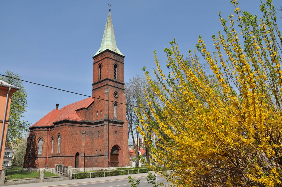 Teolog Marek Orko Vácha a písničkář Pavel Helan hosty v evangelickém kostele