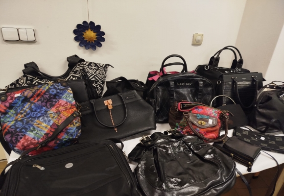 Ve Starém Bohumíně dnes odpoledne startuje dobročinný kabelkový bazar