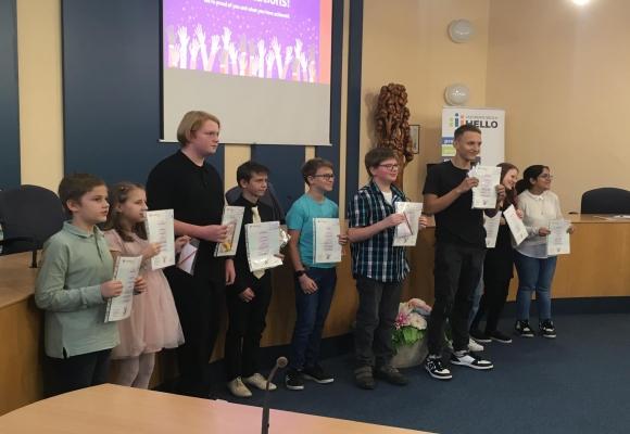 Bohumín přispívá dětem na jazykové zkoušky i rodilé mluvčí