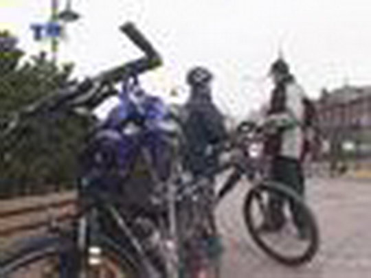 Cyklisté odstartovali sezónu - show video