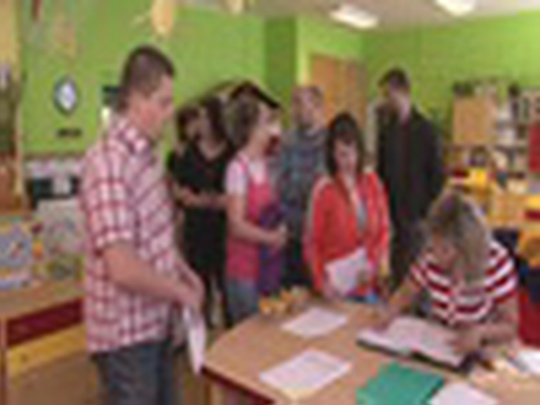 Zápisy do mateřských škol - show video