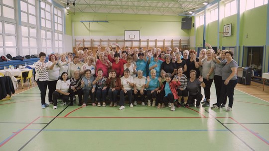 Hry seniorů 2021 byly sportovní i hravé - przedstawić wideo