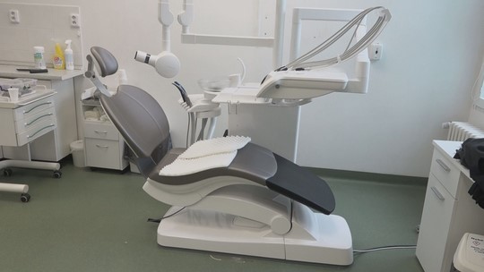 O novou zubní kliniku projevilo zájem 16 tisíc lidí - przedstawić wideo