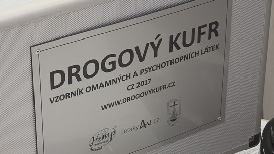 Drogové testy Bohumín poskytuje rodičům zdarma - zobrazit video