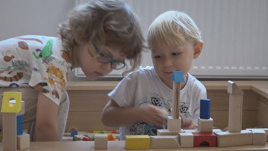 Děti zabydlely novou třídu, Bohumín navýšil kapacitu - zobrazit video