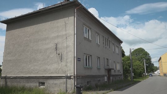 V Partyzánské ulici vznikne 6 moderních bytů - przedstawić wideo